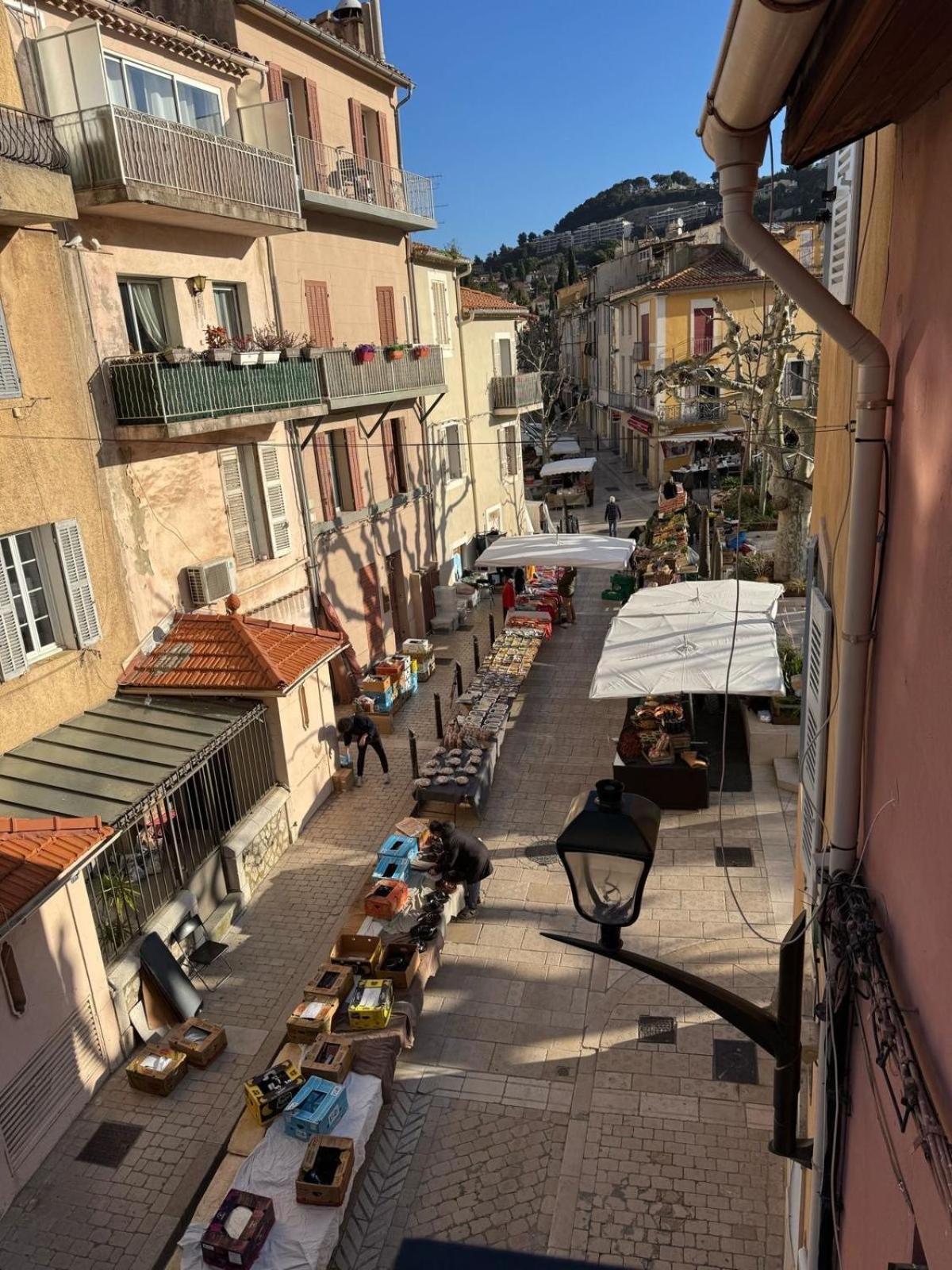 Un Balcon, Au Coeur Du Village Cassis Luaran gambar